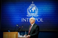 Harold O’Connell, Directeur exécutif par intérim des Services de police d’INTERPOL, a déclaré que la mise en place d’un réseau d’experts était essentielle à la lutte contre les nouvelles menaces.